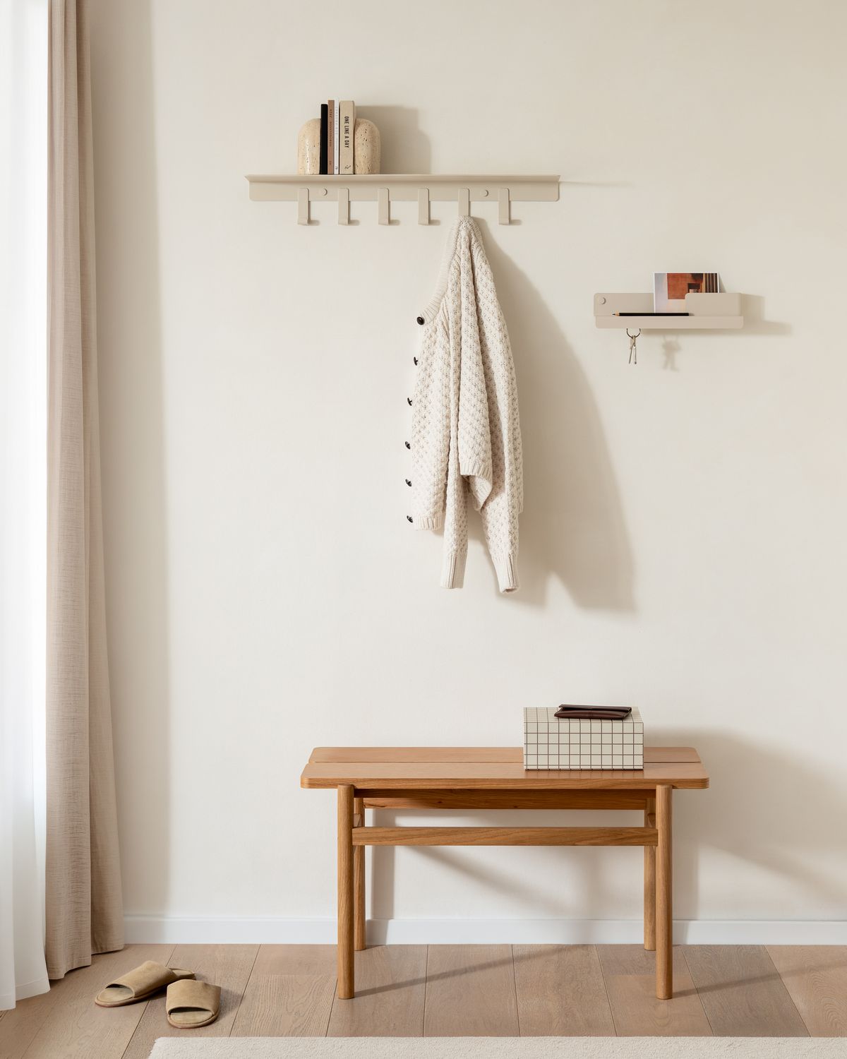 Holmsen Wandgarderobe in Taupe-Sand – Bild 2