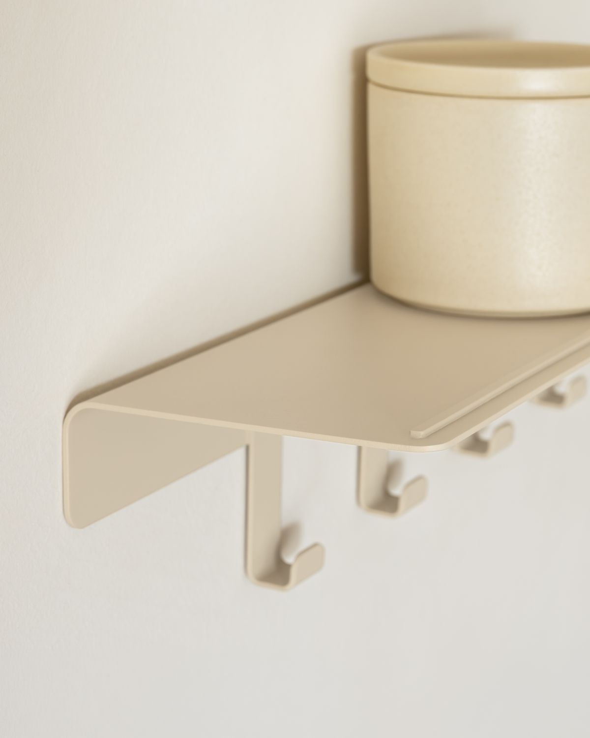 Holmsen Wandgarderobe in Taupe-Sand – Bild 4